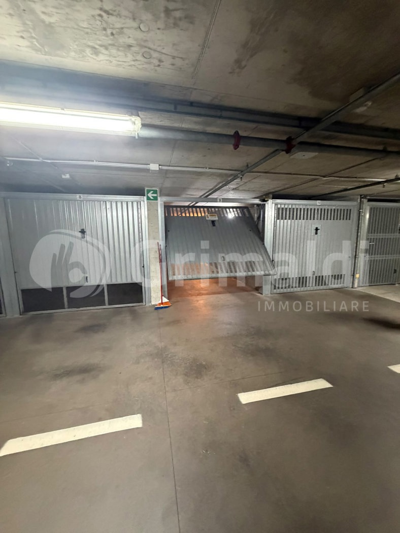 Box/Garage 25mq in vendita a Milano