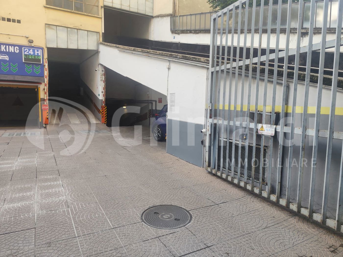 Box/Garage 18mq in vendita a Milano