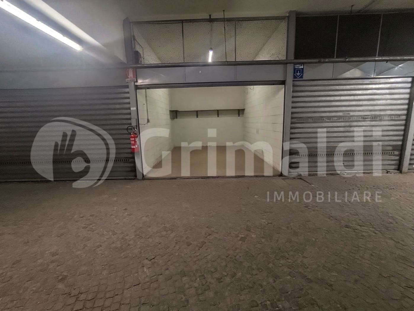 Box/Garage 18mq in vendita a Milano
