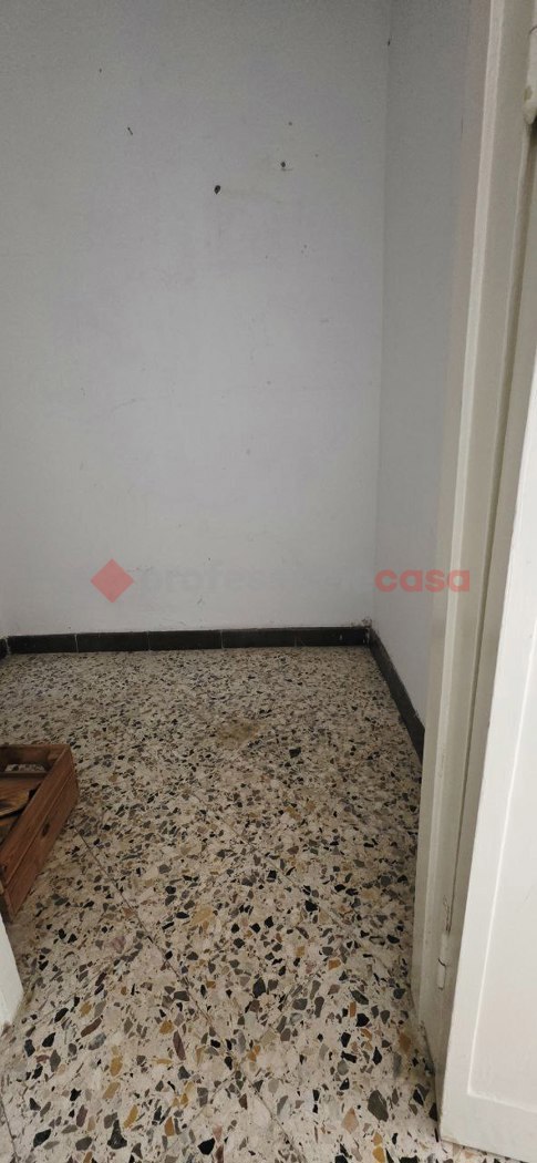 Trilocale da ristrutturare a Nocera Inferiore