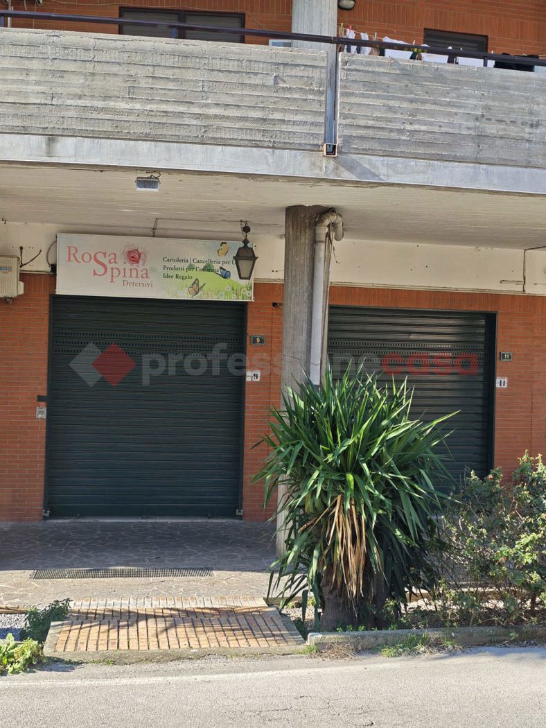 Negozio in vendita a Nocera Inferiore