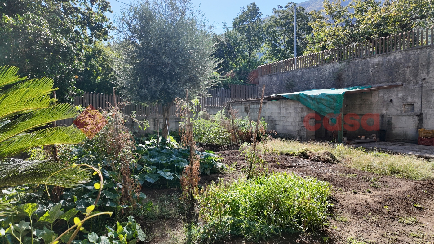 Casa indipendente con giardino a Nocera Superiore