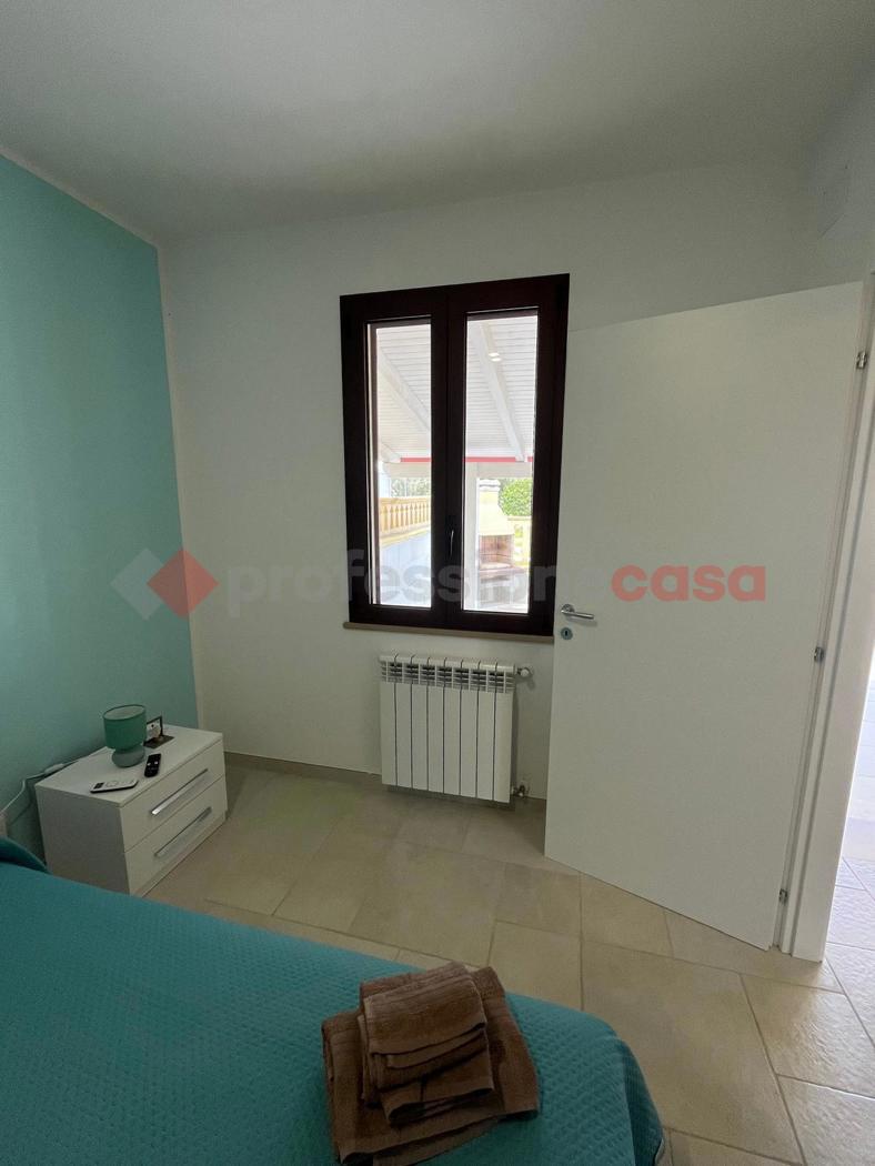 Bilocale arredato in affitto a Giurdignano