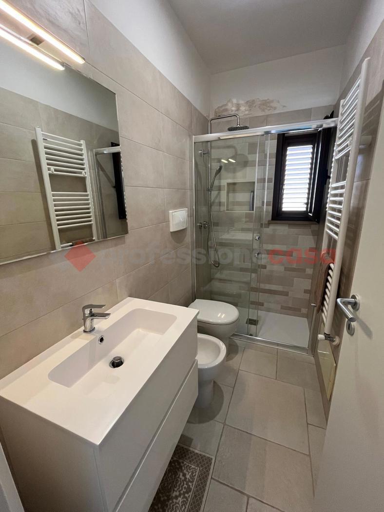 Bilocale arredato in affitto a Giurdignano