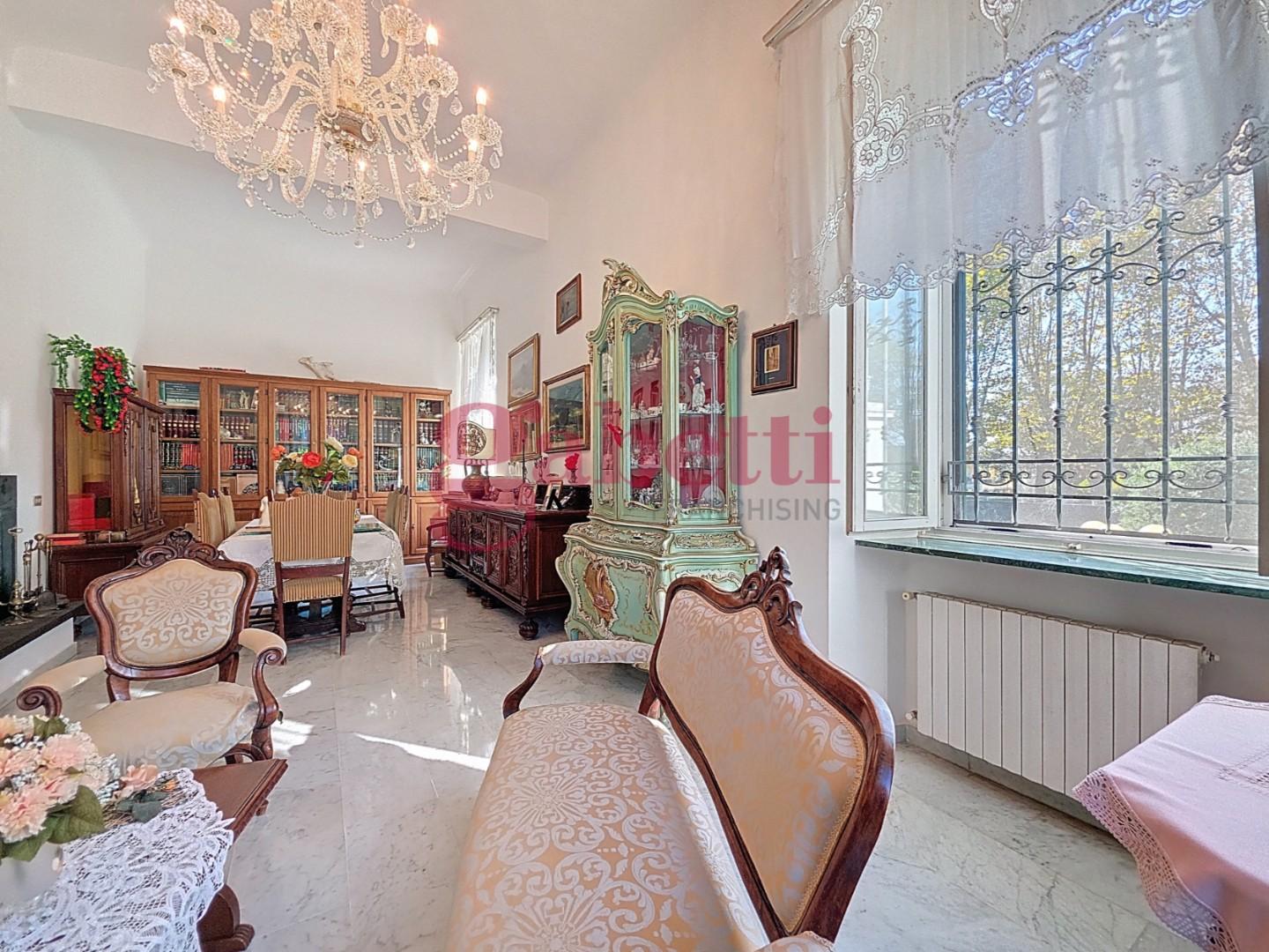 Villa Bifamiliare con giardino a San Giuliano Terme