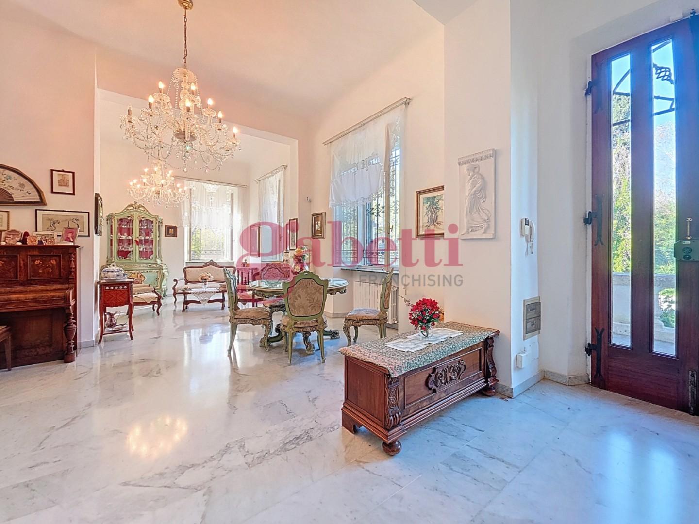 Villa Bifamiliare con giardino a San Giuliano Terme