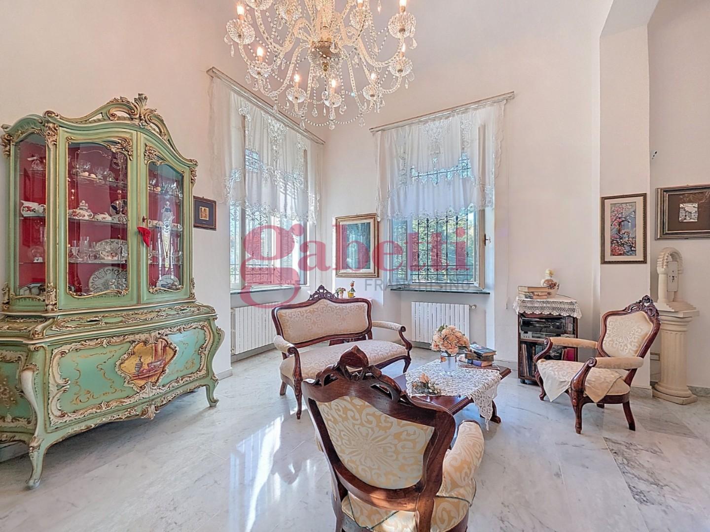 Villa Bifamiliare con giardino a San Giuliano Terme