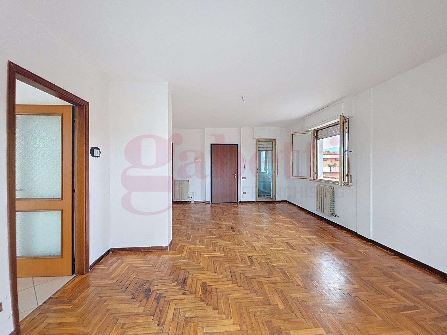 Attico con terrazzo, Pisa porta a piagge