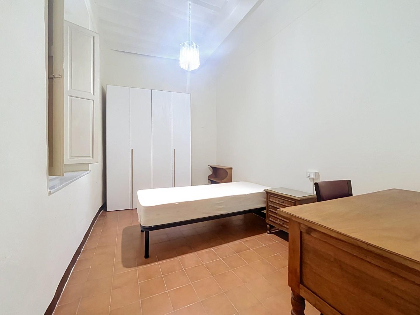 Quadrilocale arredato in affitto, Pisa centro storico