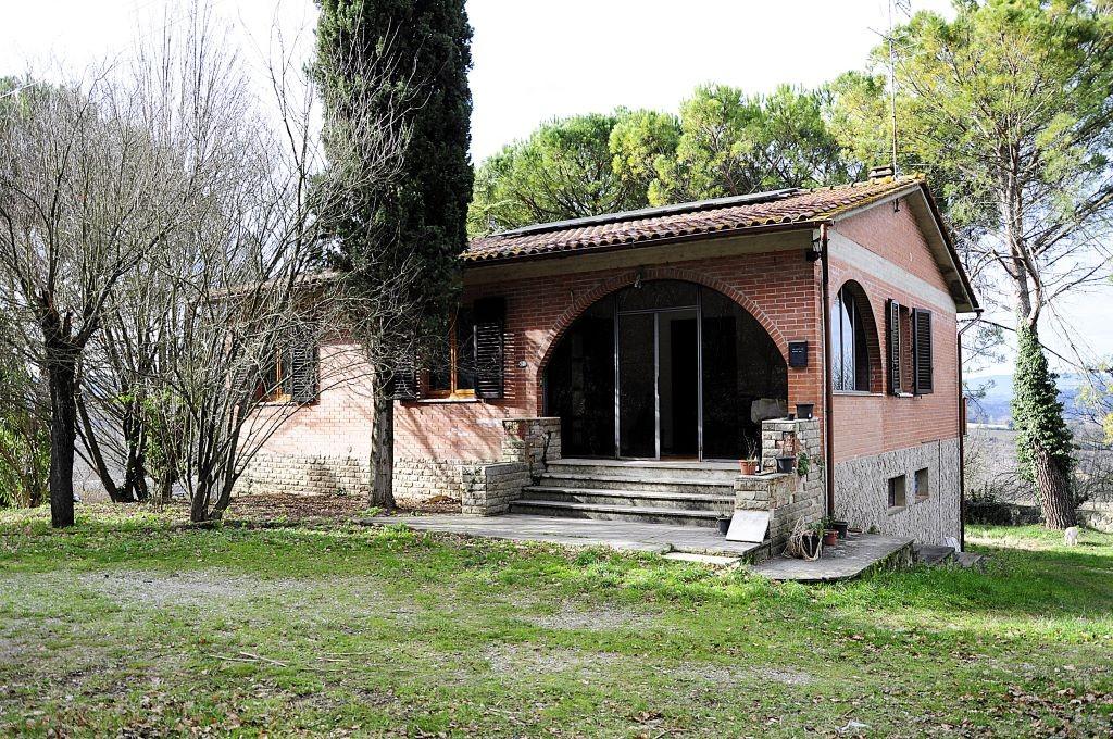 Casa indipendente con giardino, Poggibonsi staggia