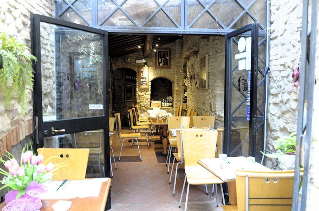 Attivit commerciale in vendita a San Gimignano