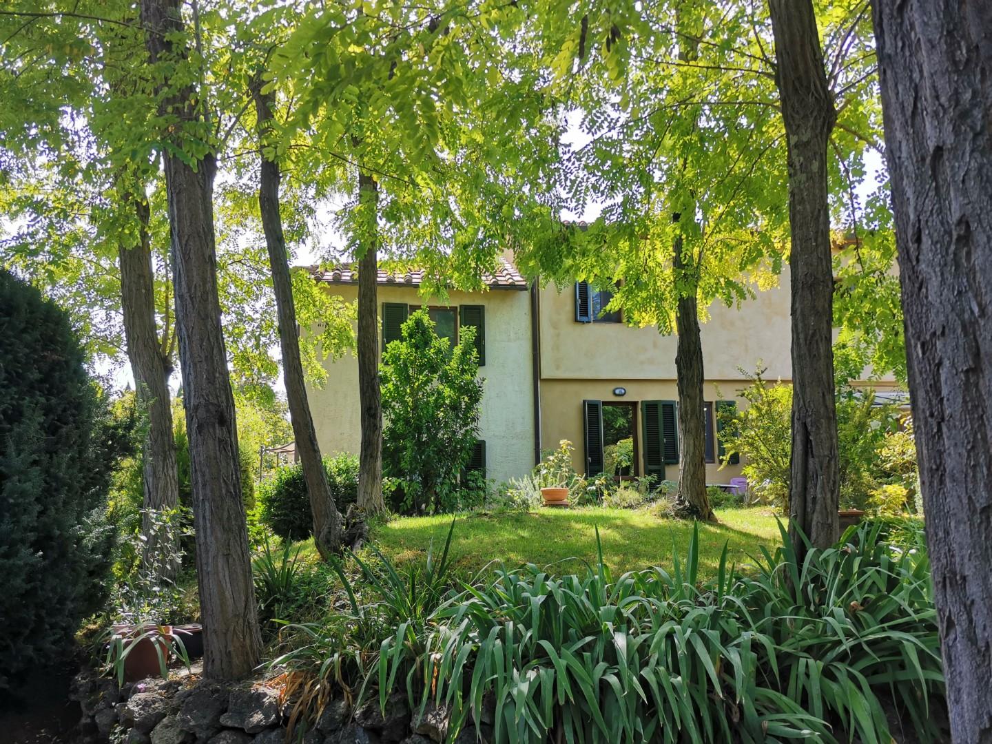 Rustico con giardino, Poggibonsi staggia