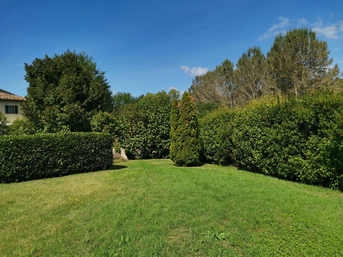 Rustico con giardino, Poggibonsi staggia