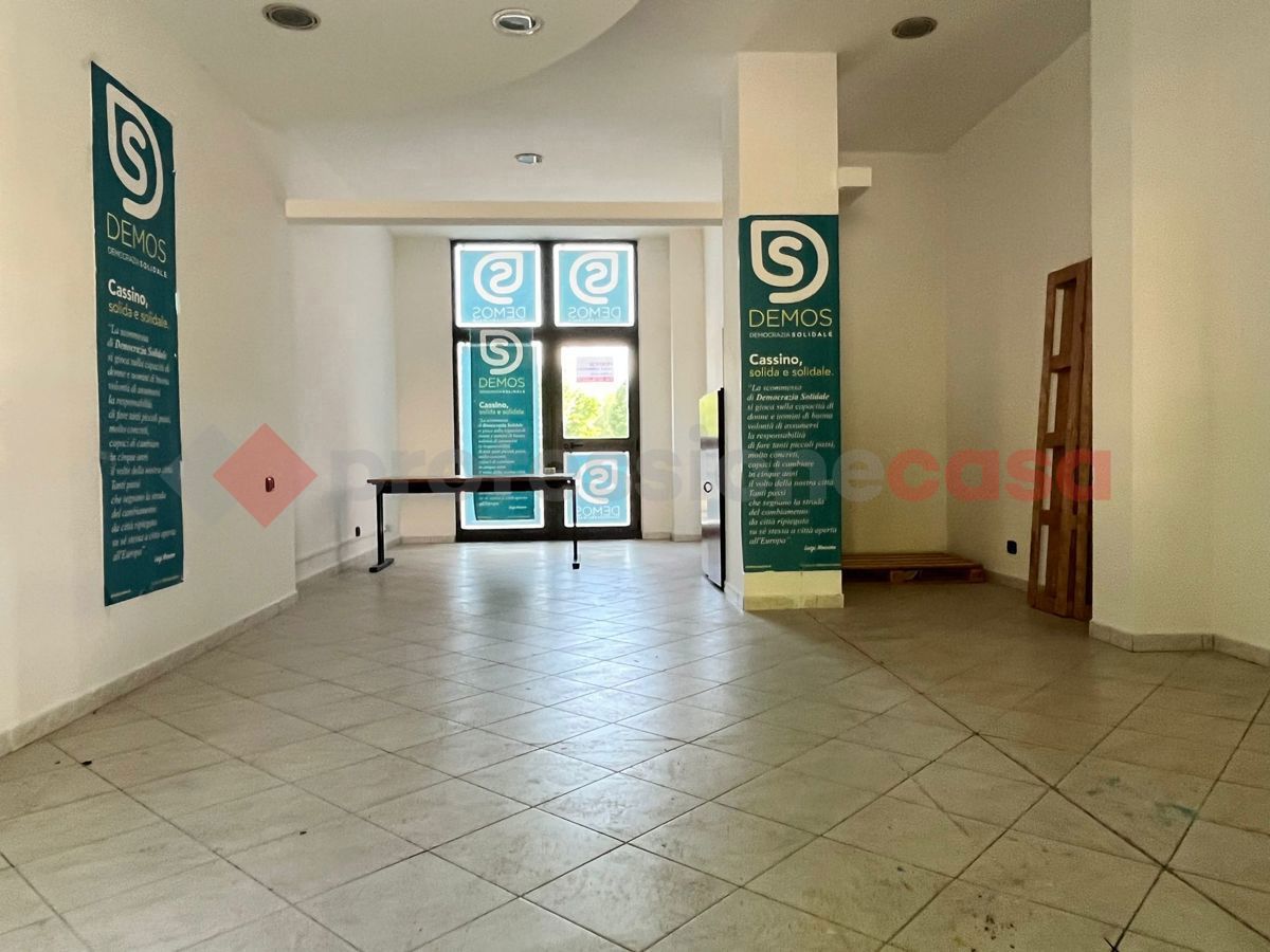 Negozio in vendita a Cassino
