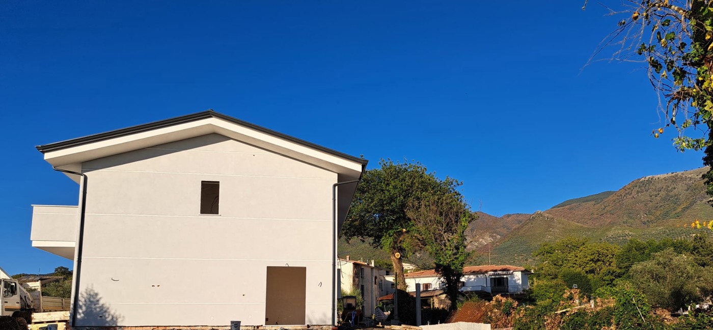 Villa con giardino a Cervaro