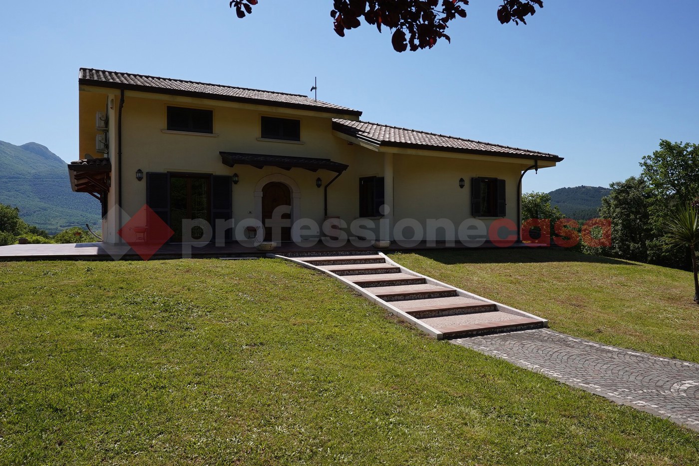 Appartamento con giardino a Mignano Monte Lungo