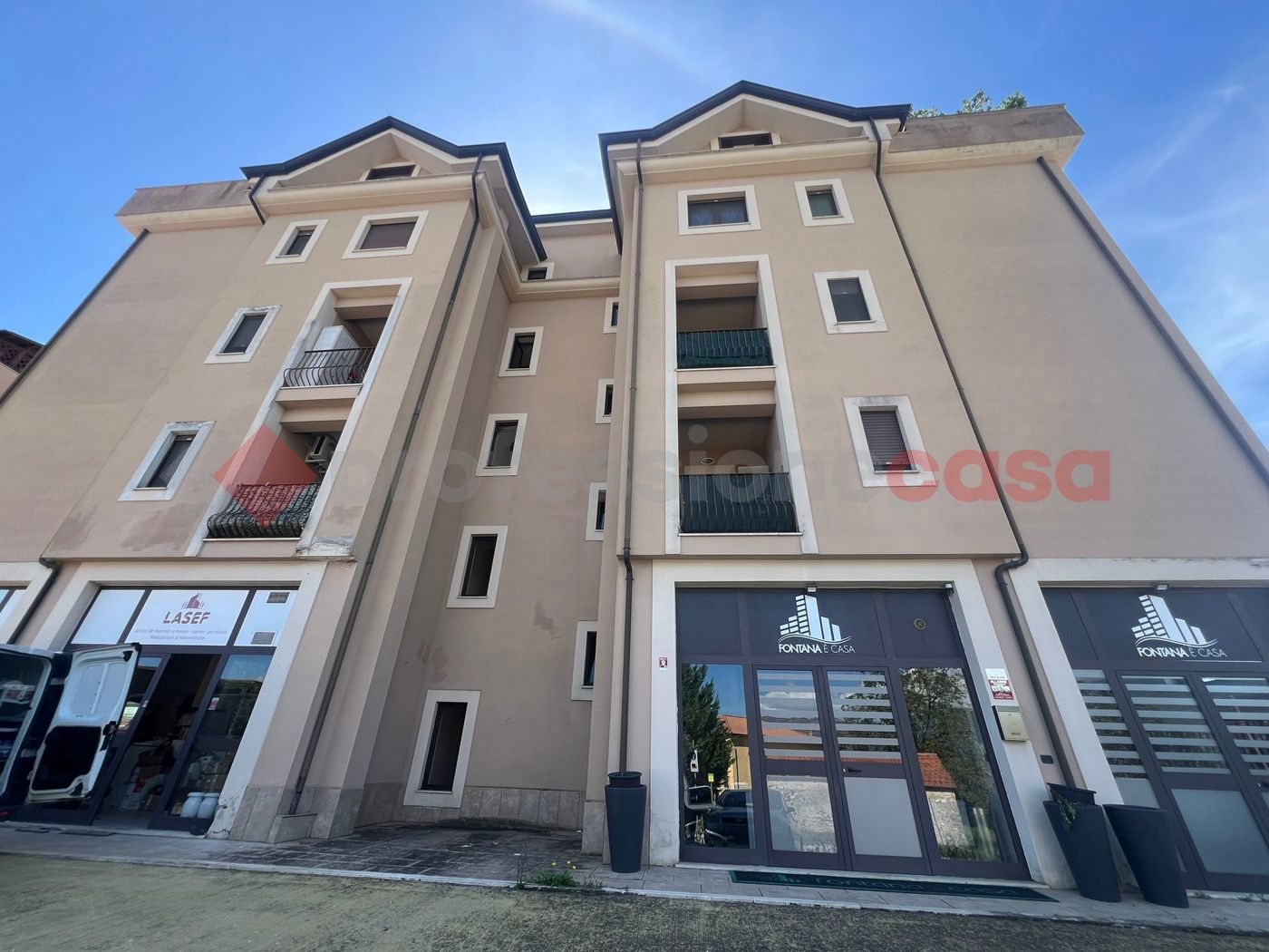 Negozio in affitto a Cassino