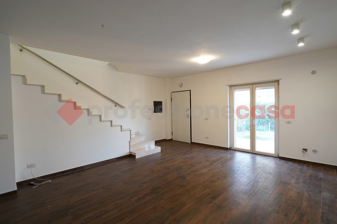 Villa con giardino a Cassino