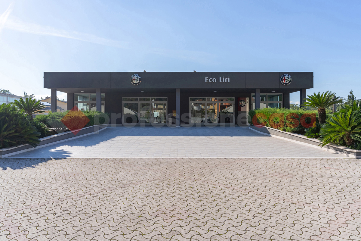 Negozio in affitto a Cassino