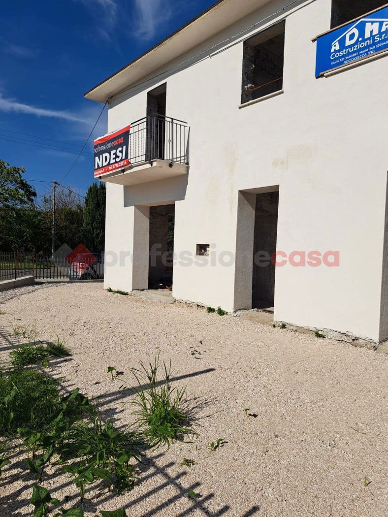 Casa indipendente in vendita a Cervaro