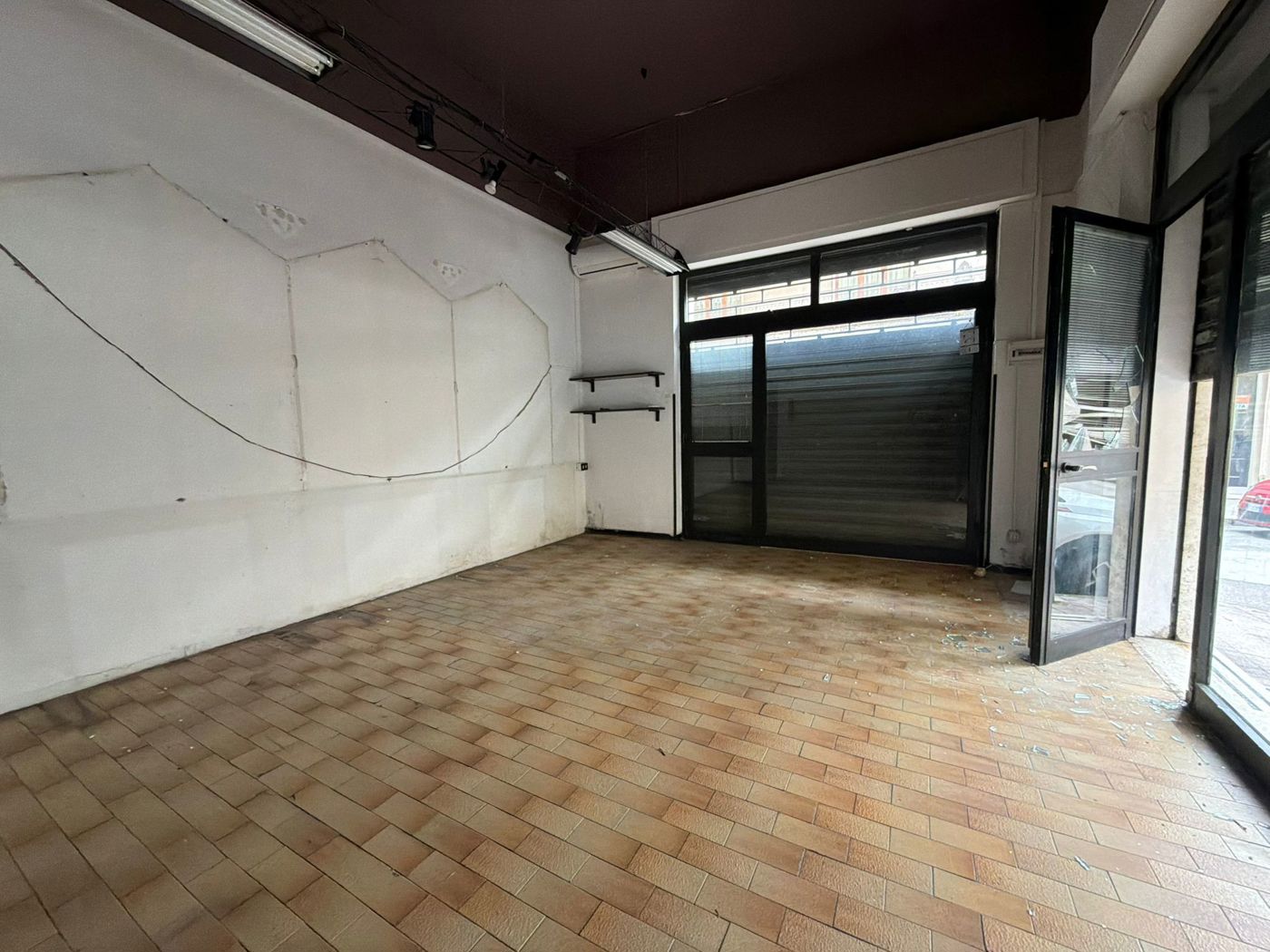 Negozio in affitto a Cassino