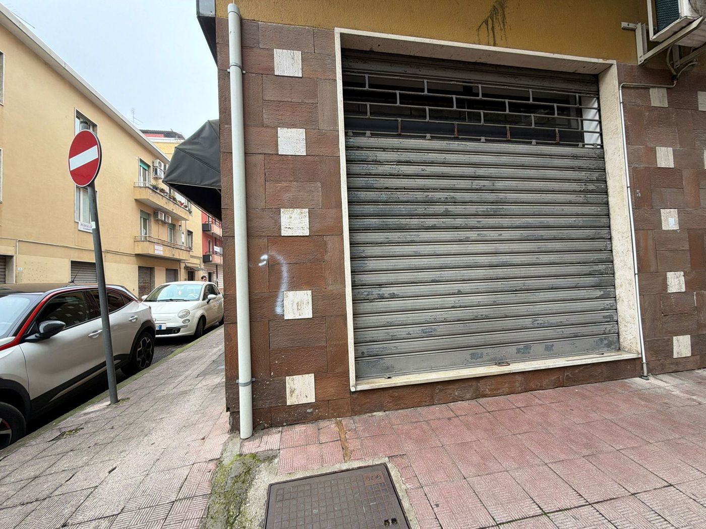 Negozio in affitto a Cassino