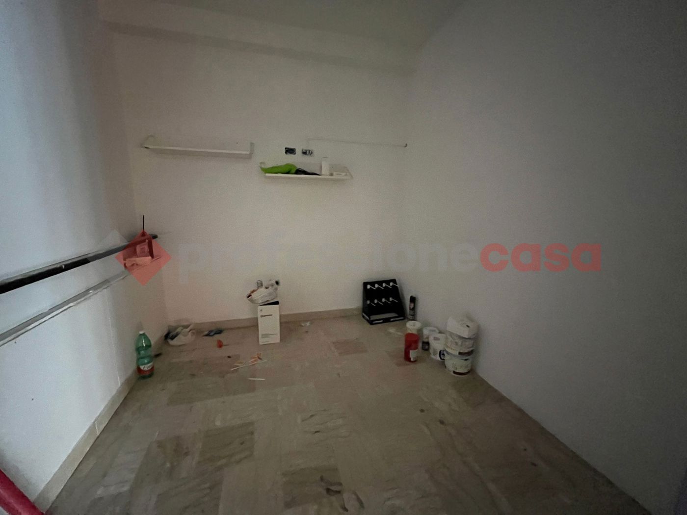 Negozio in affitto a Cassino