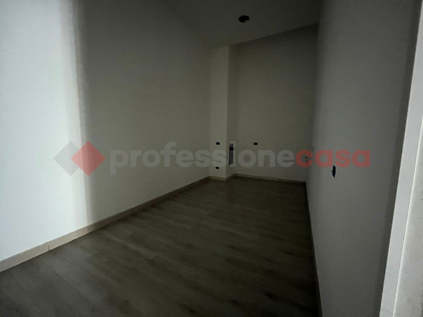 Negozio in affitto a Cassino