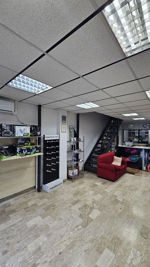 Negozio in vendita a Cassino