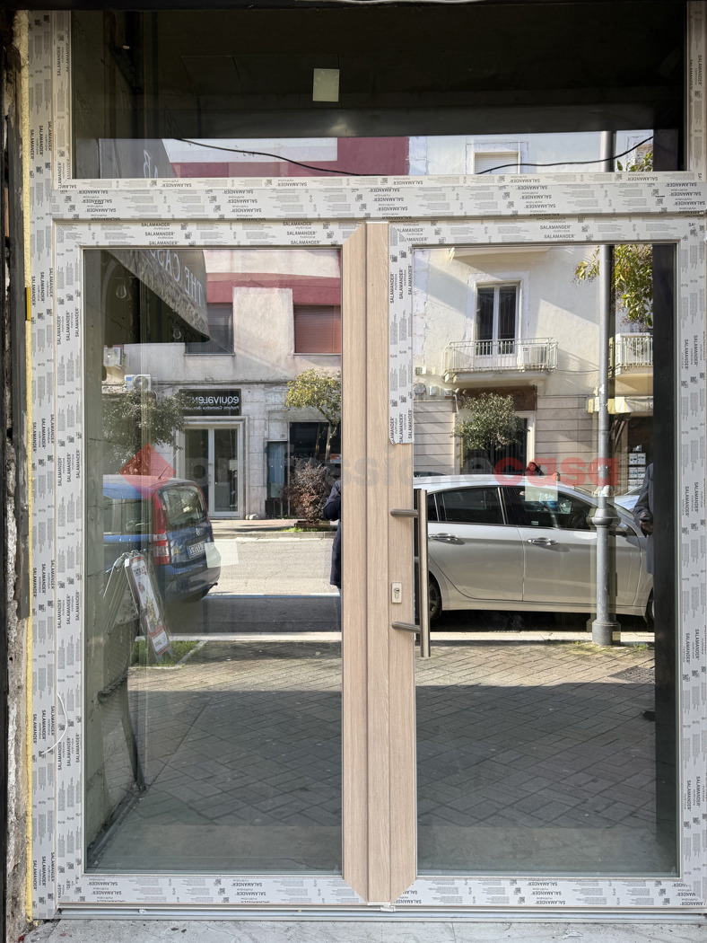 Negozio in affitto a Cassino