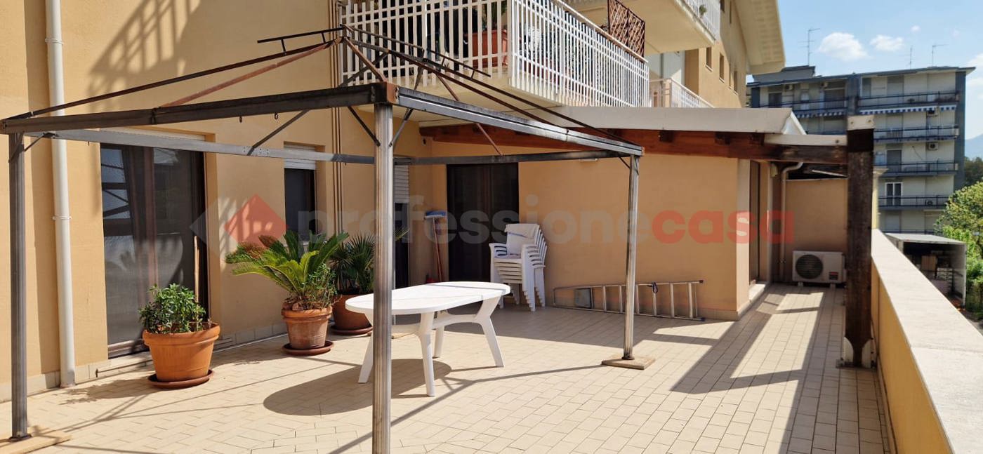 Trilocale arredato in affitto a Cassino