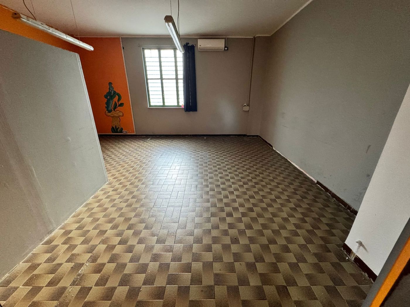 Negozio in affitto a Cassino