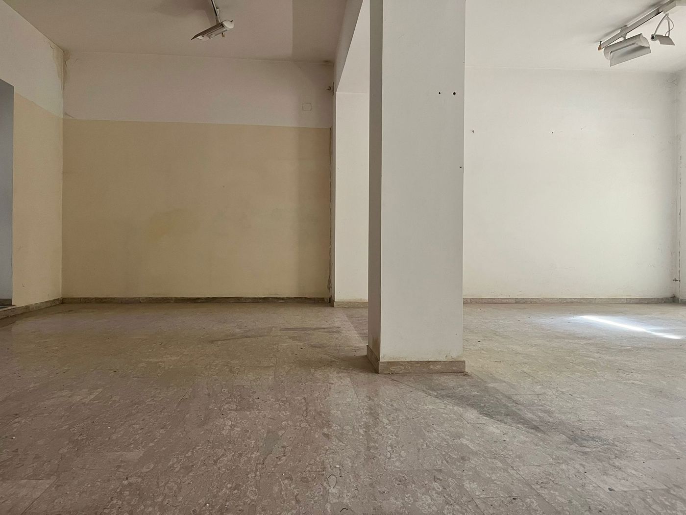 Negozio in vendita a Cassino