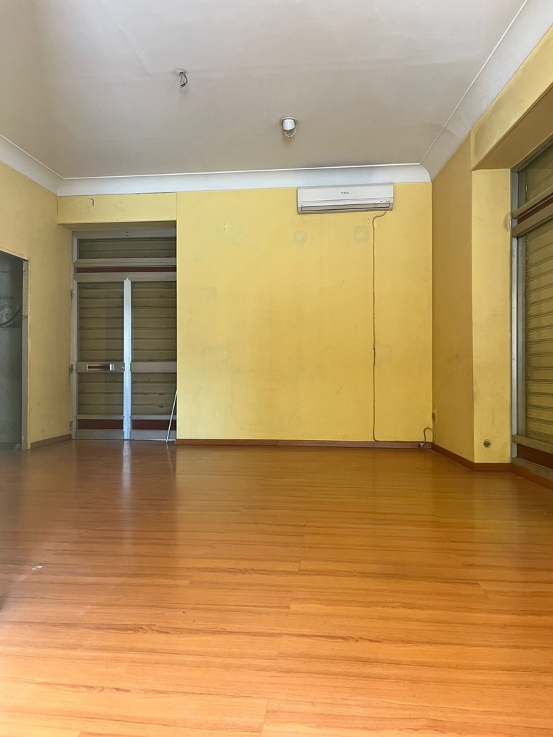 Negozio in affitto a Cassino