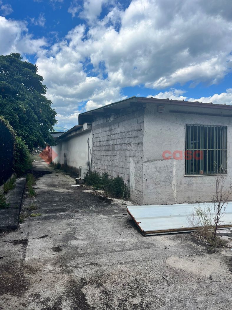 Negozio in vendita a Cassino