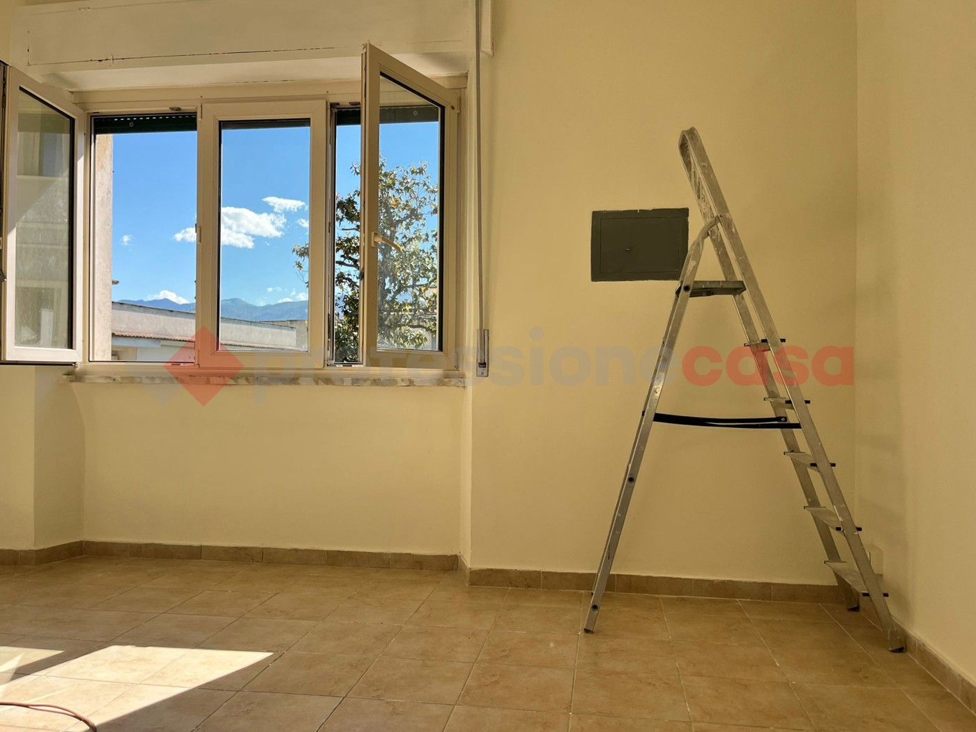 Trilocale in affitto a Cassino