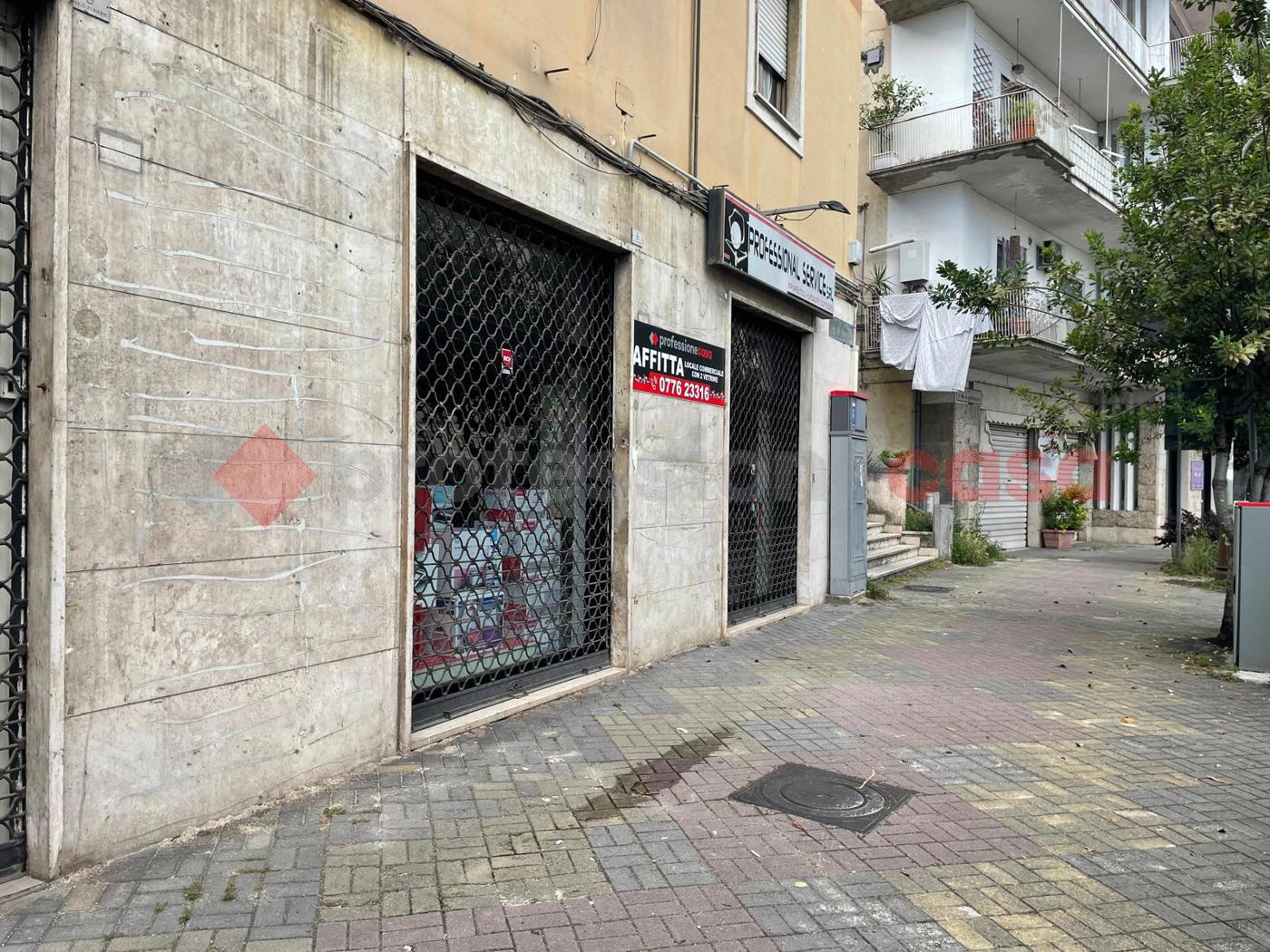 Negozio in affitto a Cassino