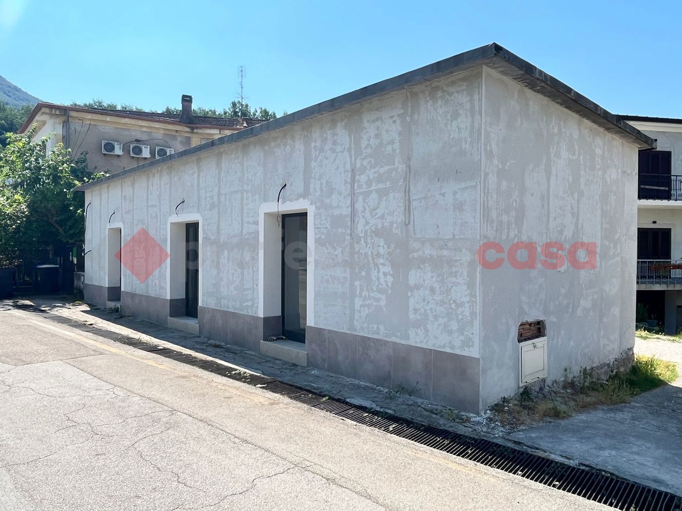 Negozio in affitto a Sant'Elia Fiumerapido