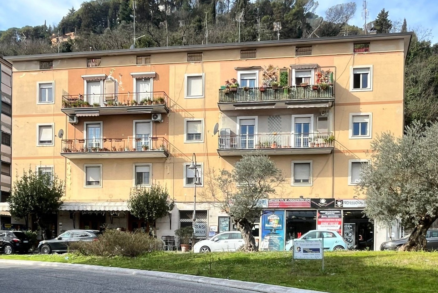 Negozio in affitto a Cassino