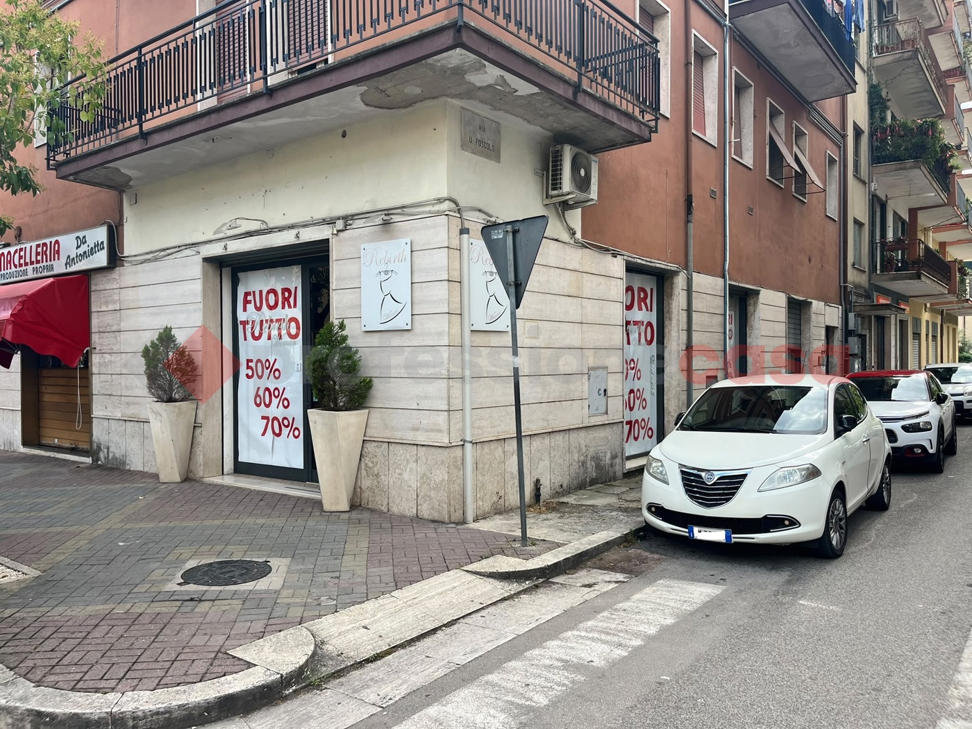Negozio in affitto a Cassino