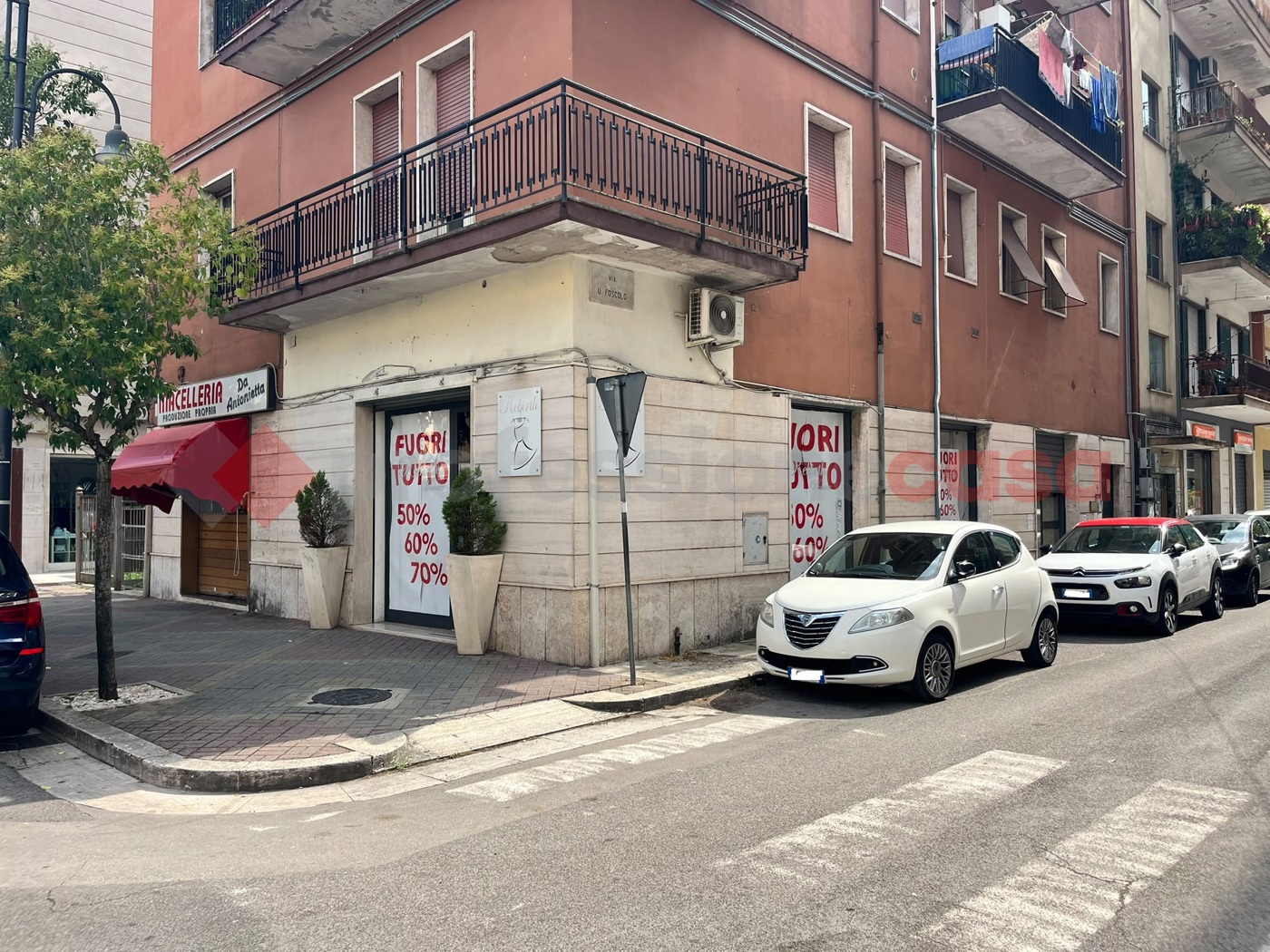 Negozio in affitto a Cassino
