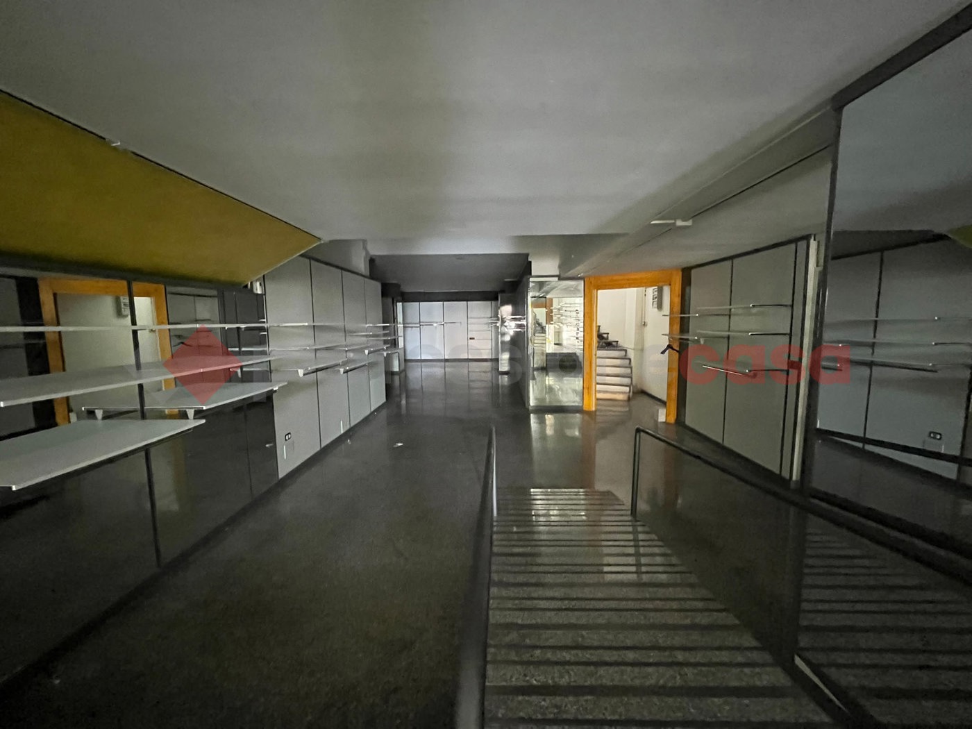Negozio in affitto a Cassino