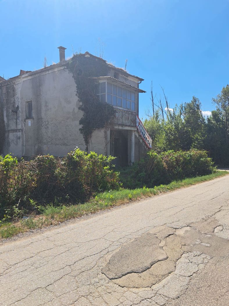 Rustico in vendita a Cervaro
