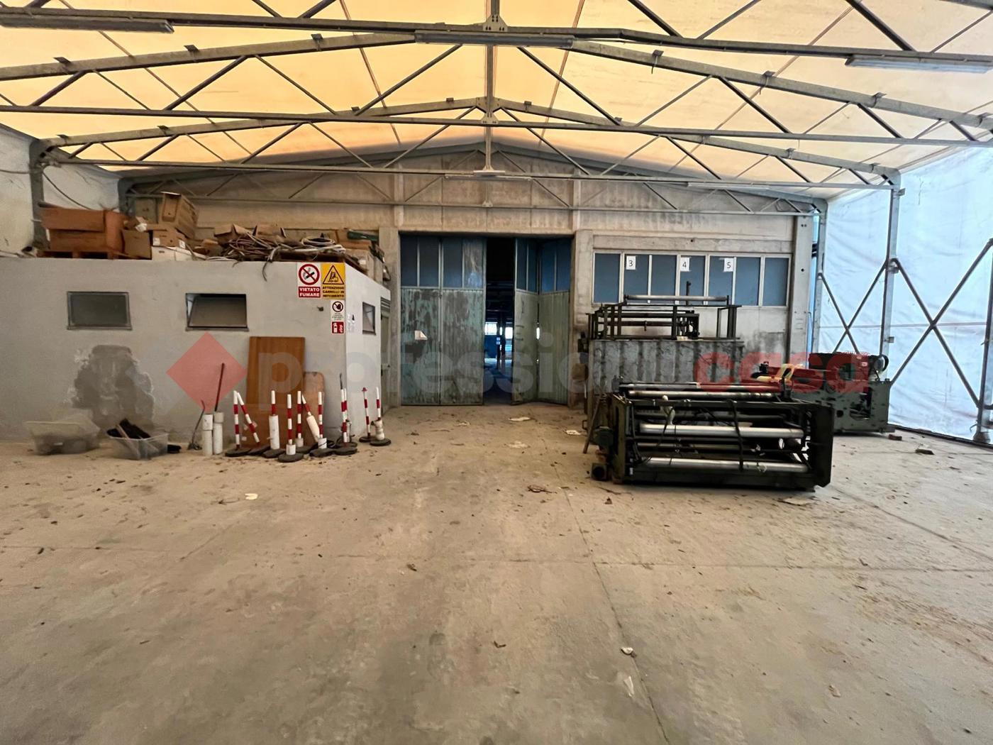 Capannone in affitto a Cassino