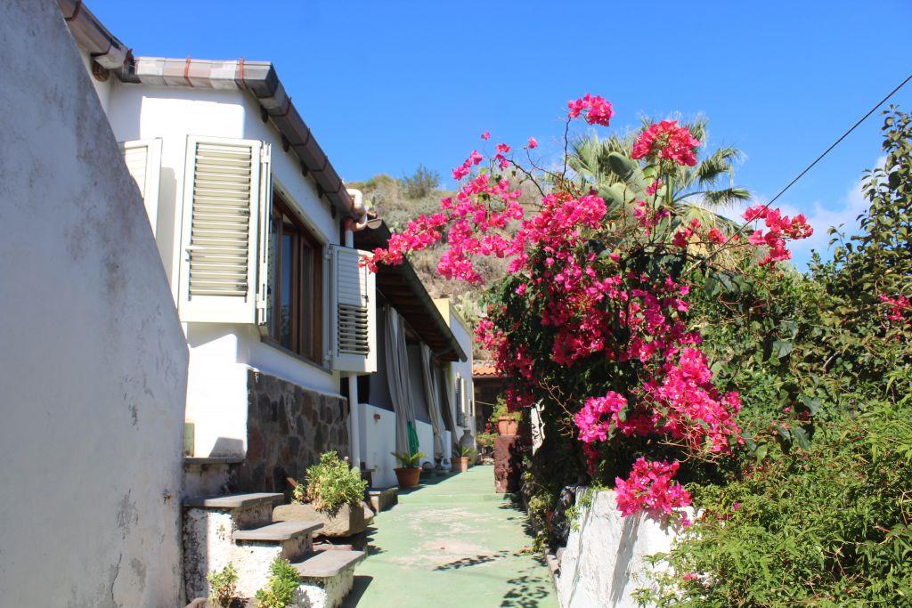 Villa Bifamiliare in vendita in via stradale pianoconte, Lipari
