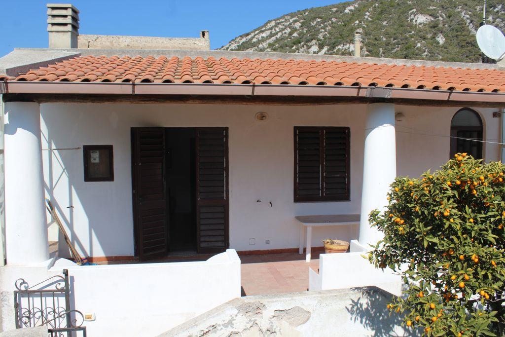 Casa indipendente in vendita in c.da lami 98055 lipari, Lipari