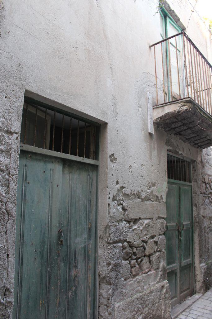 Casa indipendente con terrazzo in vico rodi, Lipari