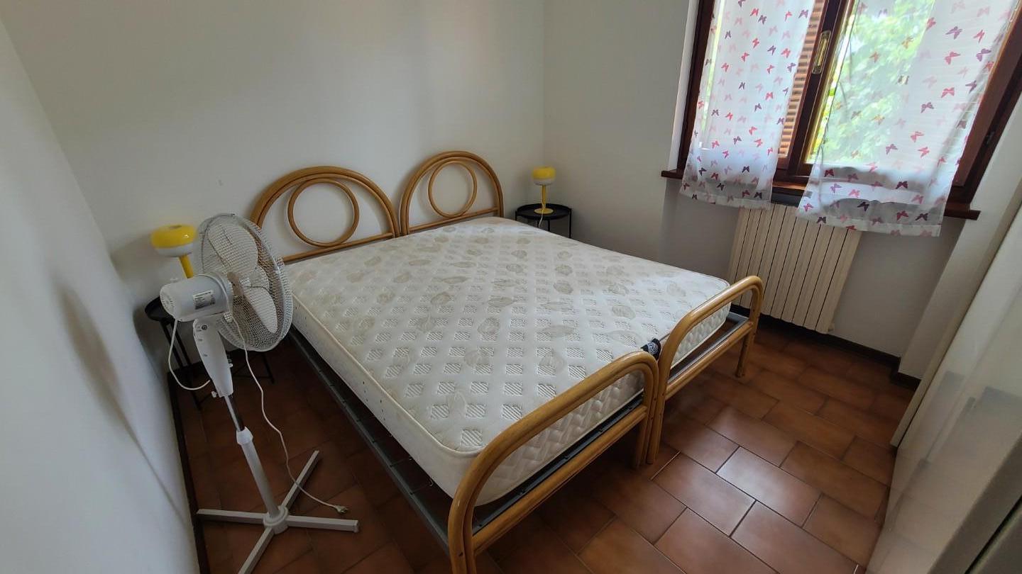 Villa Trifamiliari con giardino, Pietrasanta tonfano