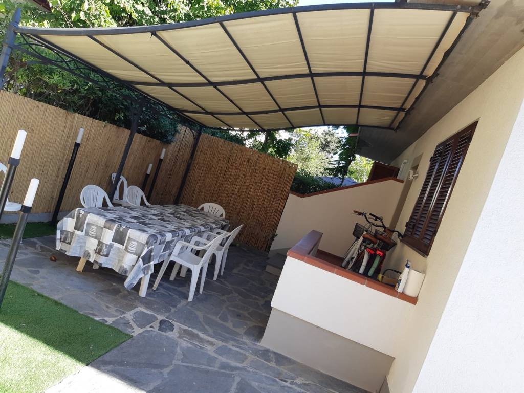 Villa arredata in affitto, Pietrasanta fiumetto