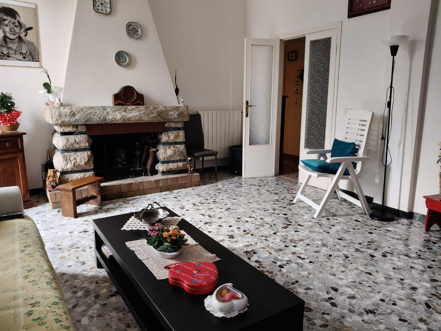 Quadrilocale in vendita, Seravezza querceta